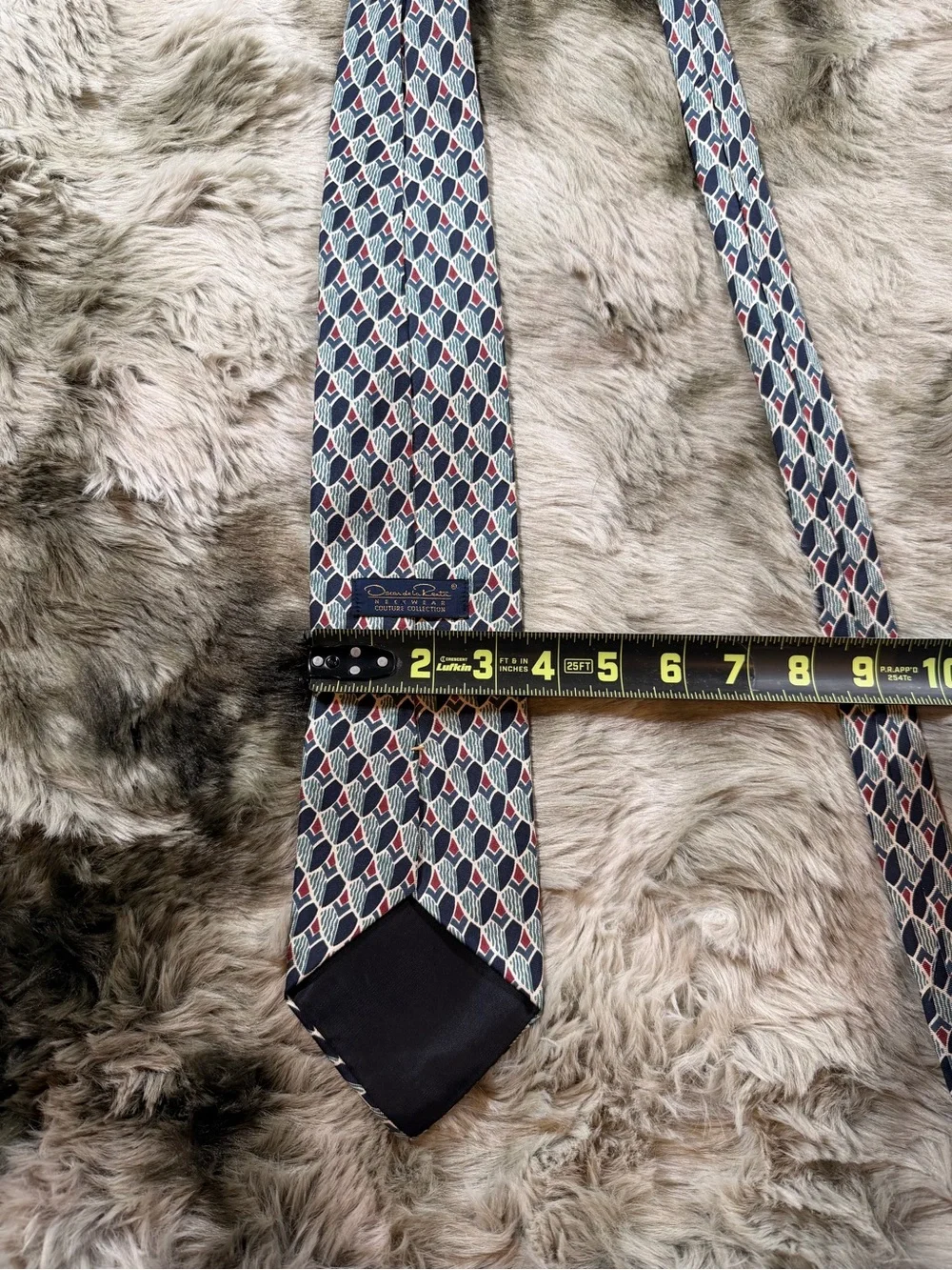Oscar de la Renta sophisticated men